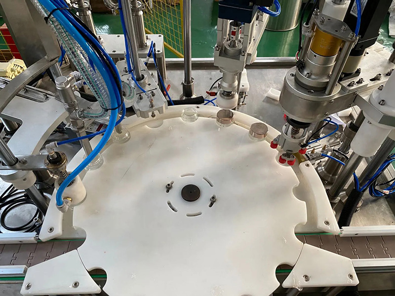 ម៉ាស៊ីនបំពេញ Monoblock